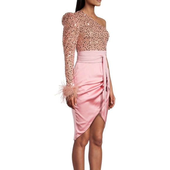 LAVISH ALICE Sequined One Shoulder Dress - Picture 5 of 12